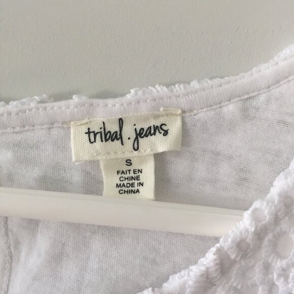 NEW Tribal White Lace Sleeveless Top - Small - Picture 3 of 4